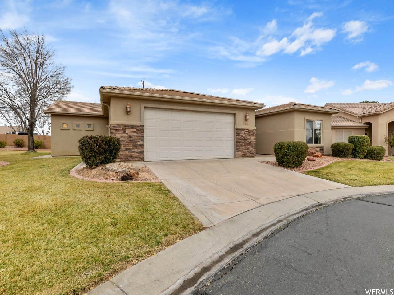 768 Monteverde Cir - Photo 1