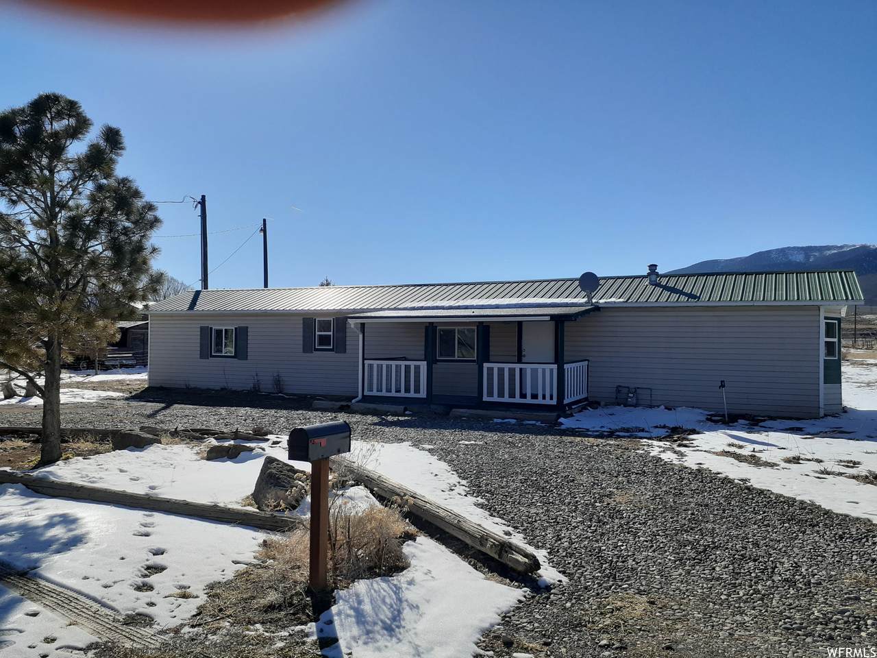 225 100 EAST - Photo 1