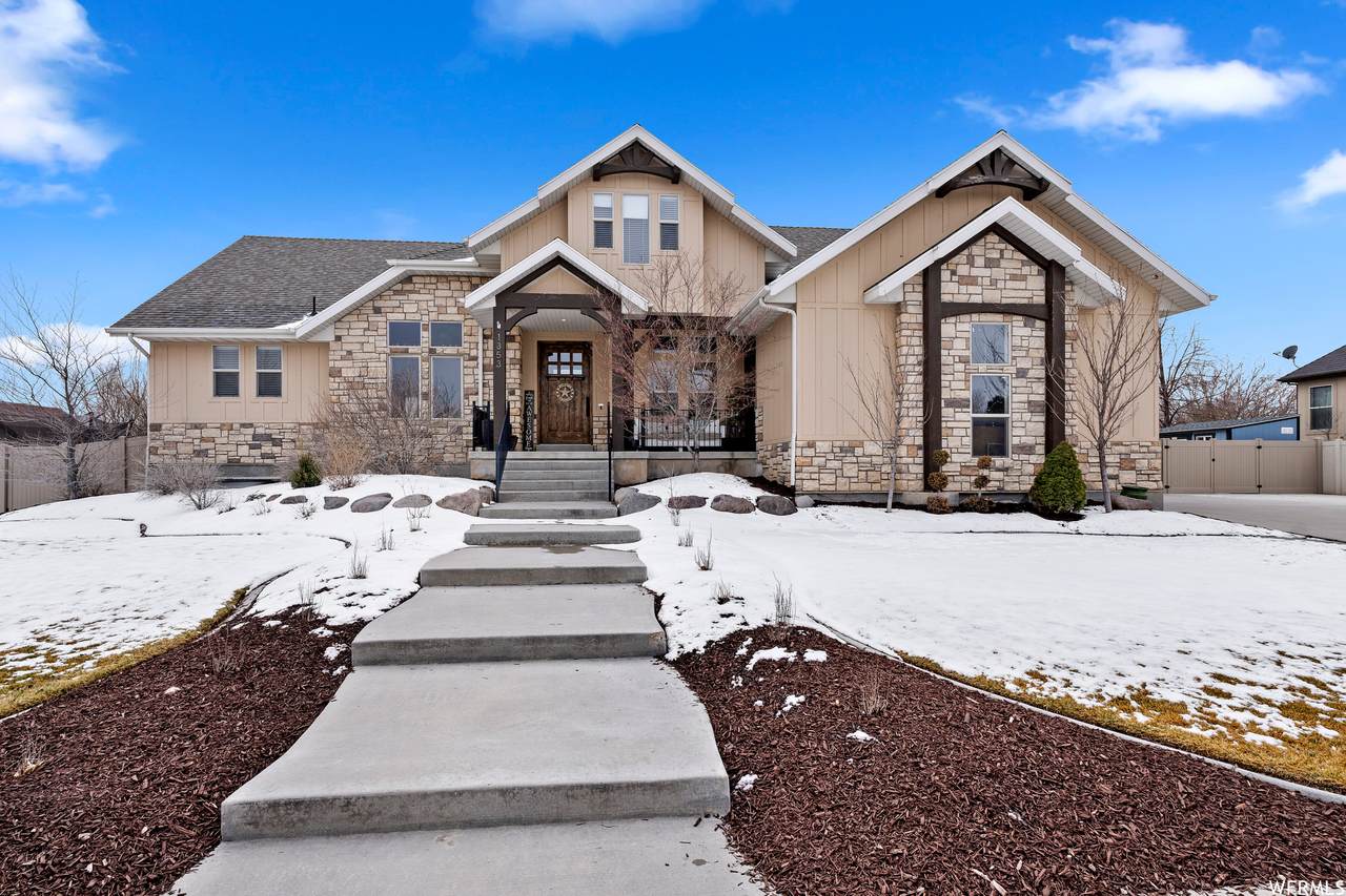 1353 Carriage View Ct - Photo 1