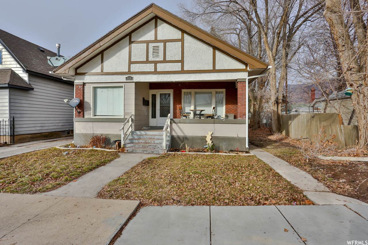 968 Capitol St - Photo 1
