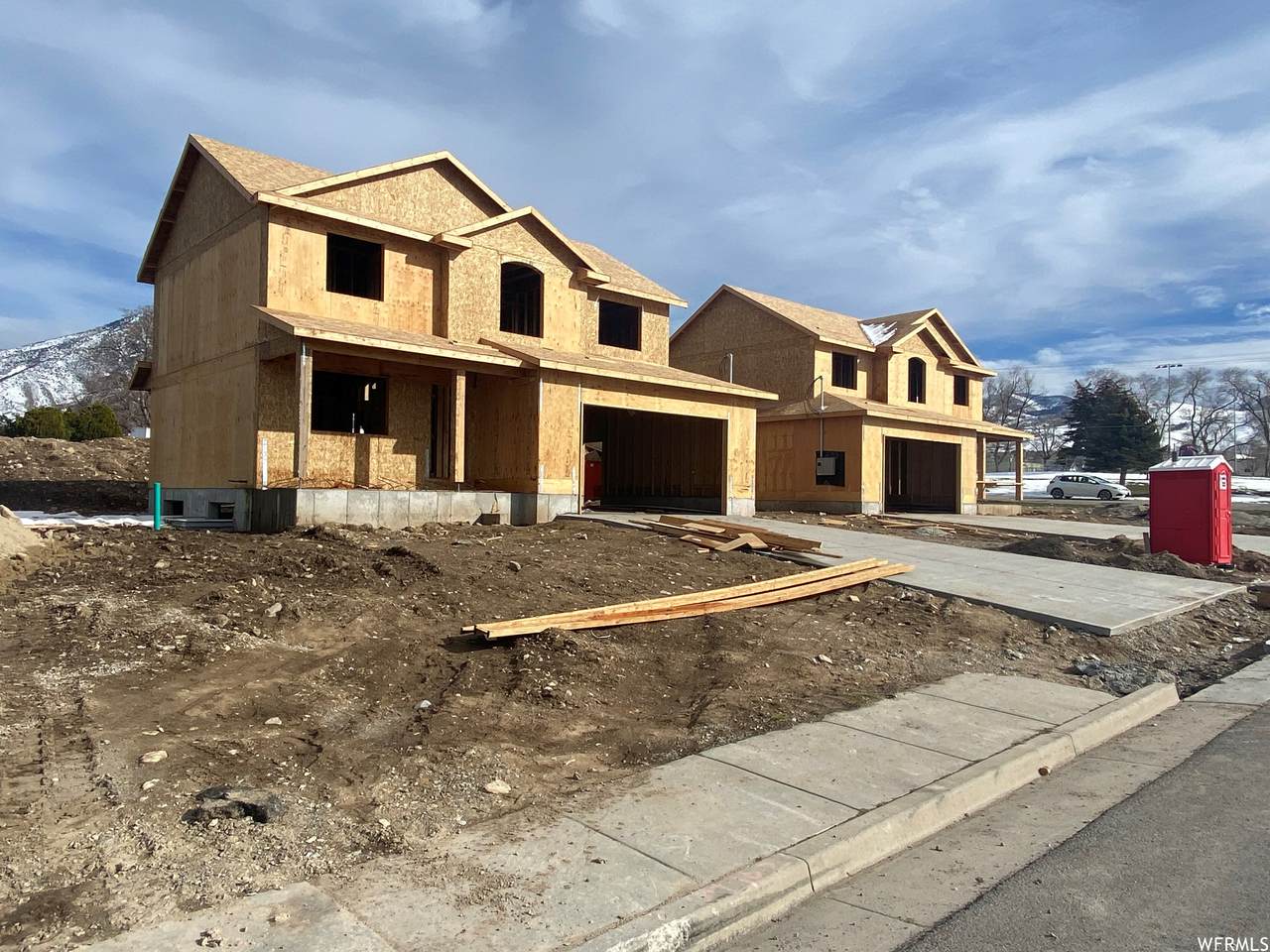 418 Broadway Ave - Photo 1