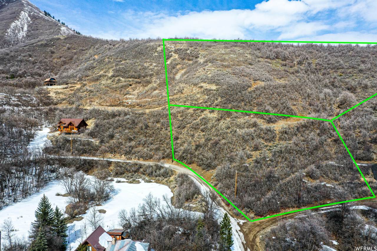 1532 Canyon Dr - Photo 1