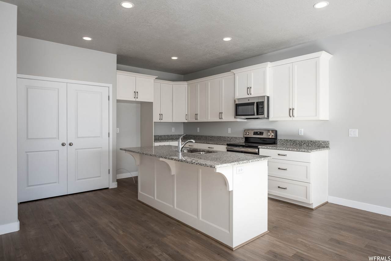 12811 Quail Lake Dr - Photo 1