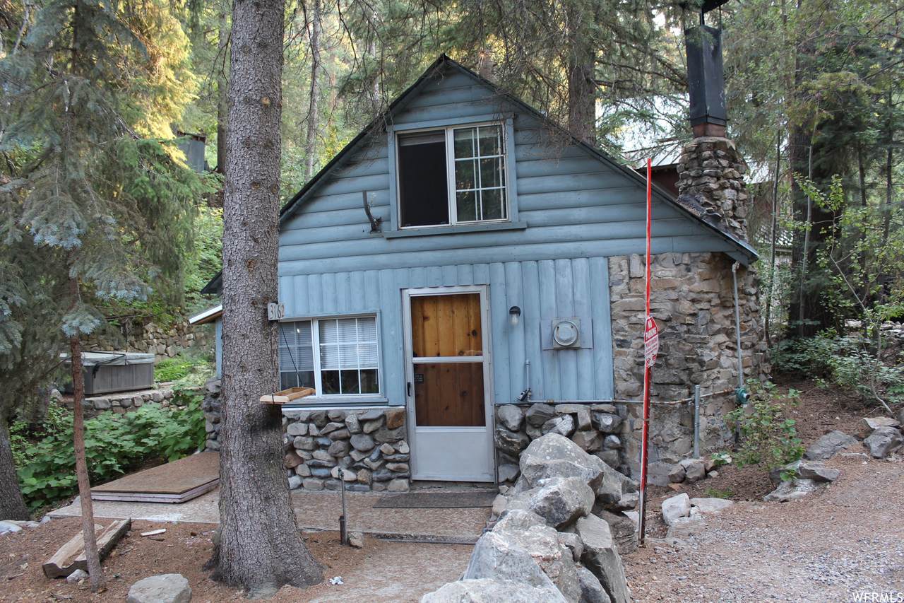 3162 Big Pine Rd - Photo 1