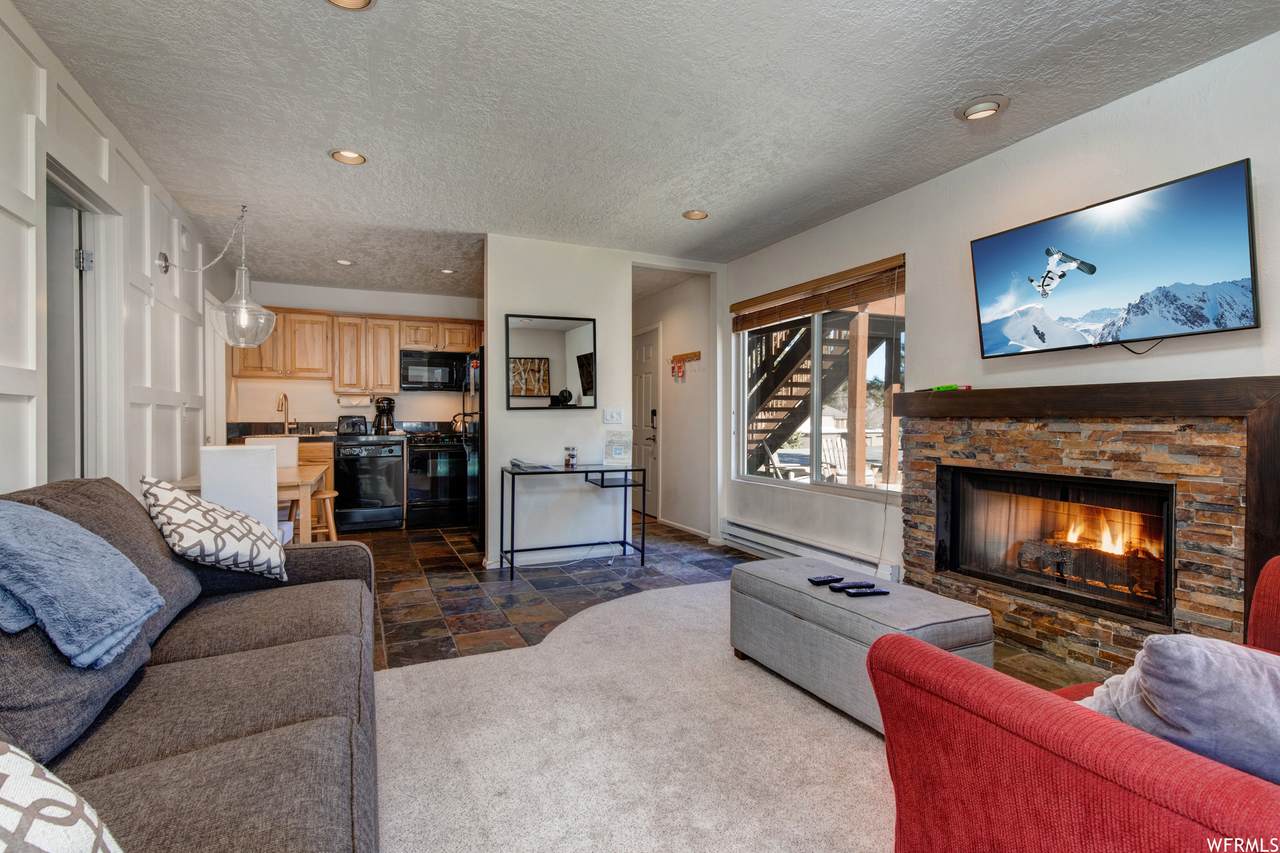 2100 Canyons Resort Dr - Photo 1