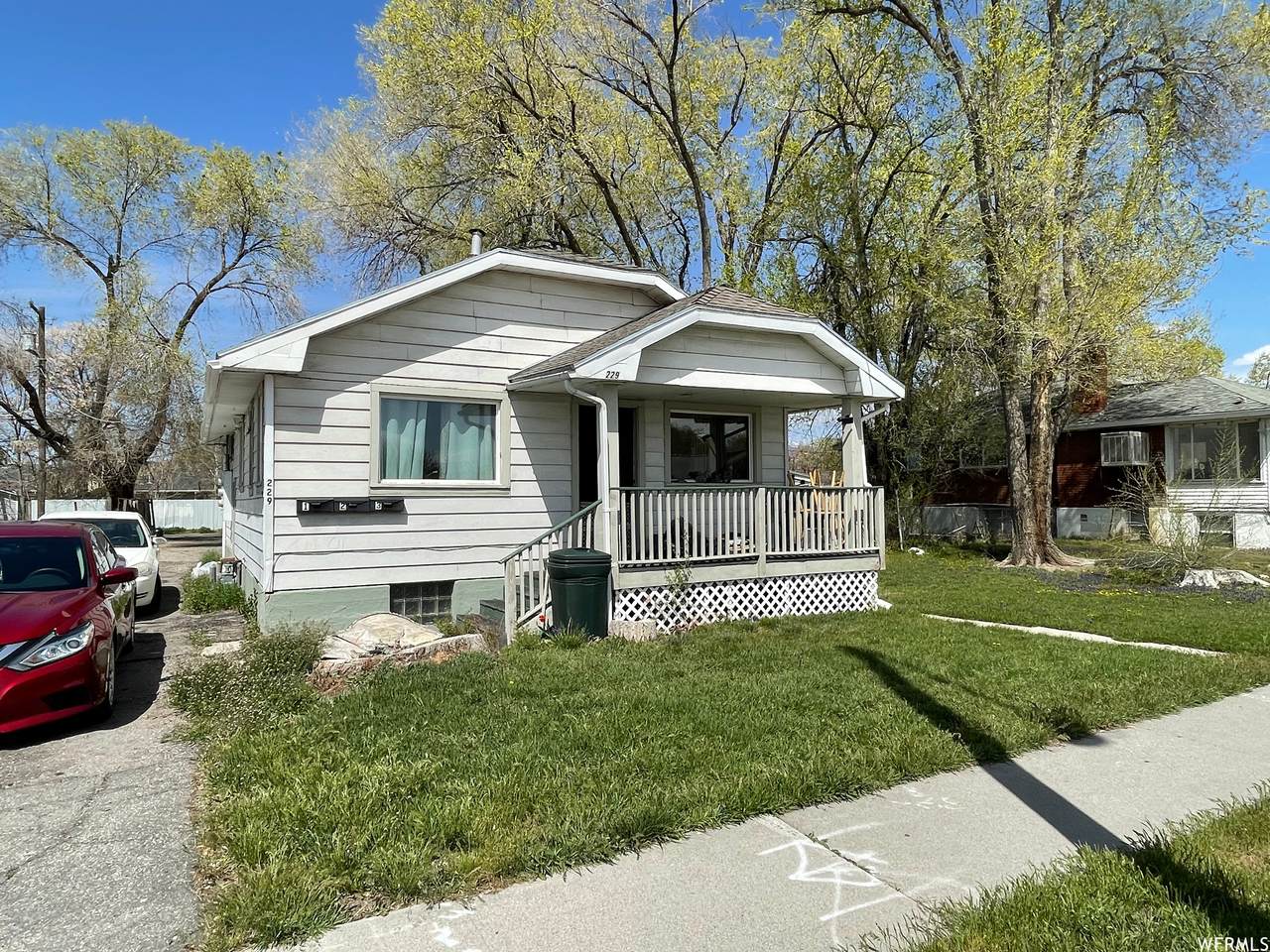 229 2700 - Photo 1