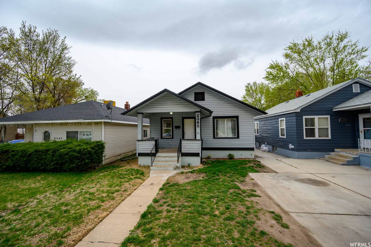 2345 Custer Ave - Photo 1