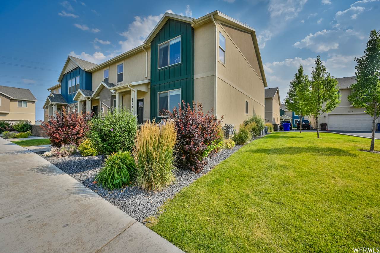 3663 Quartz Ln - Photo 1