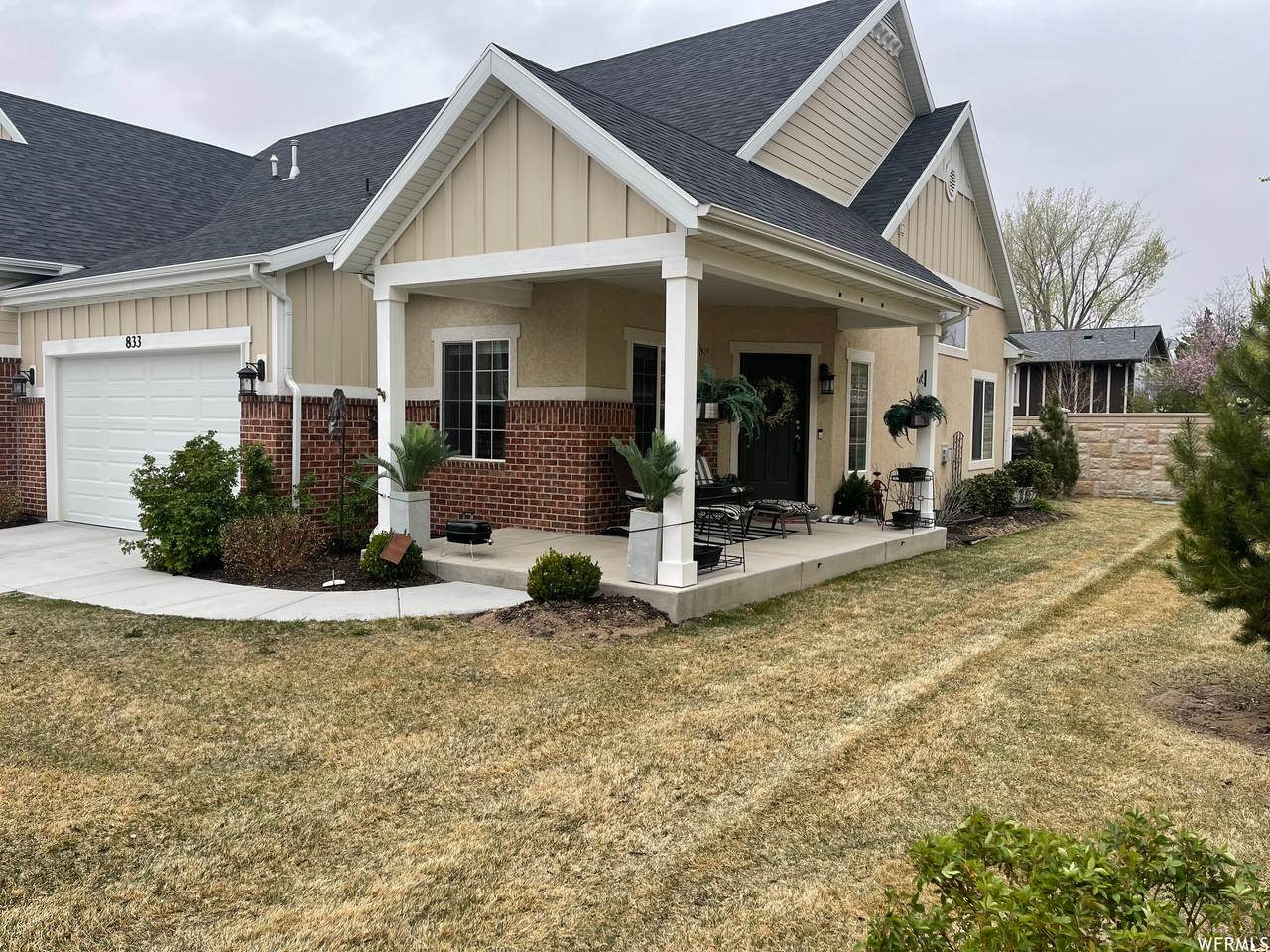 833 Rose Cottage Way - Photo 1
