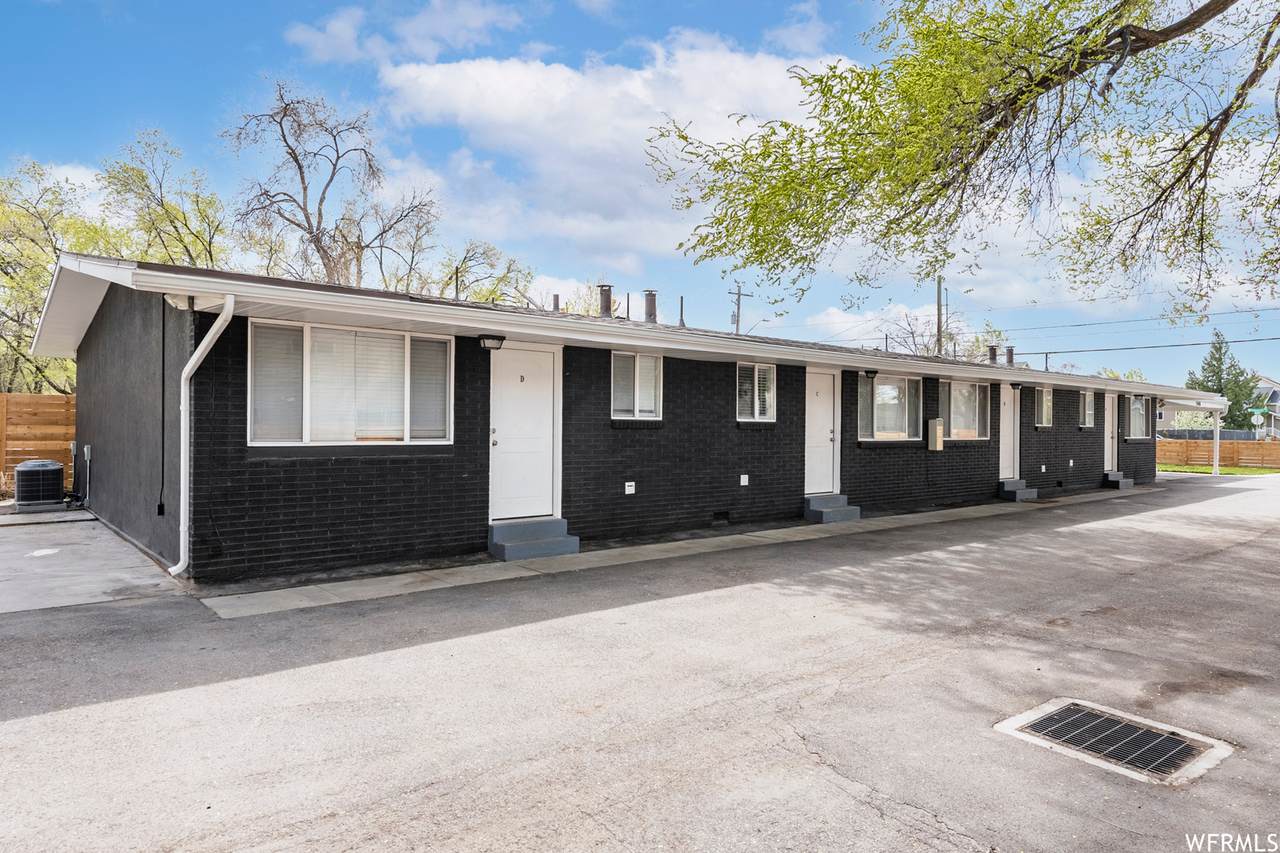 548 Redwood Rd - Photo 1
