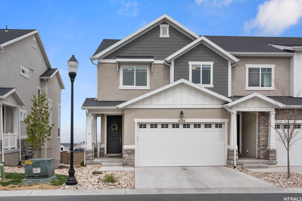 4294 Hemsley Ln - Photo 1