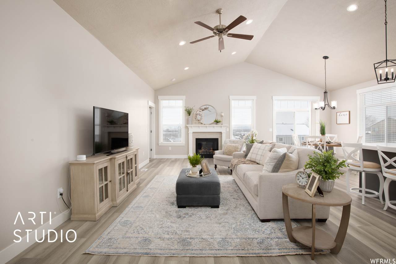 1732 Sky View Loop - Photo 1