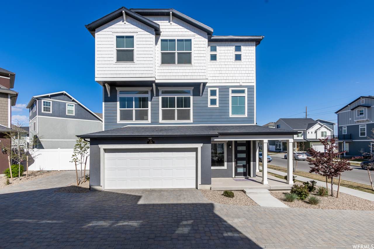 176 Brushy Canyon St - Photo 1