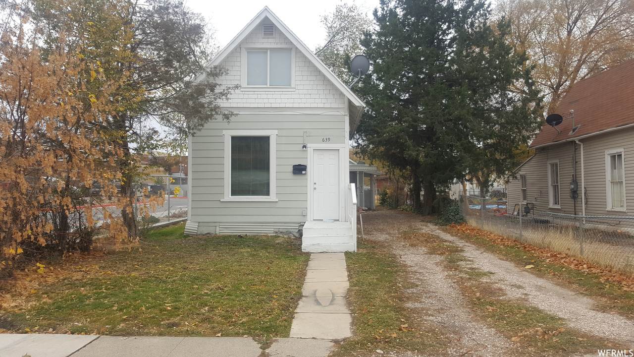639 21ST St - Photo 1