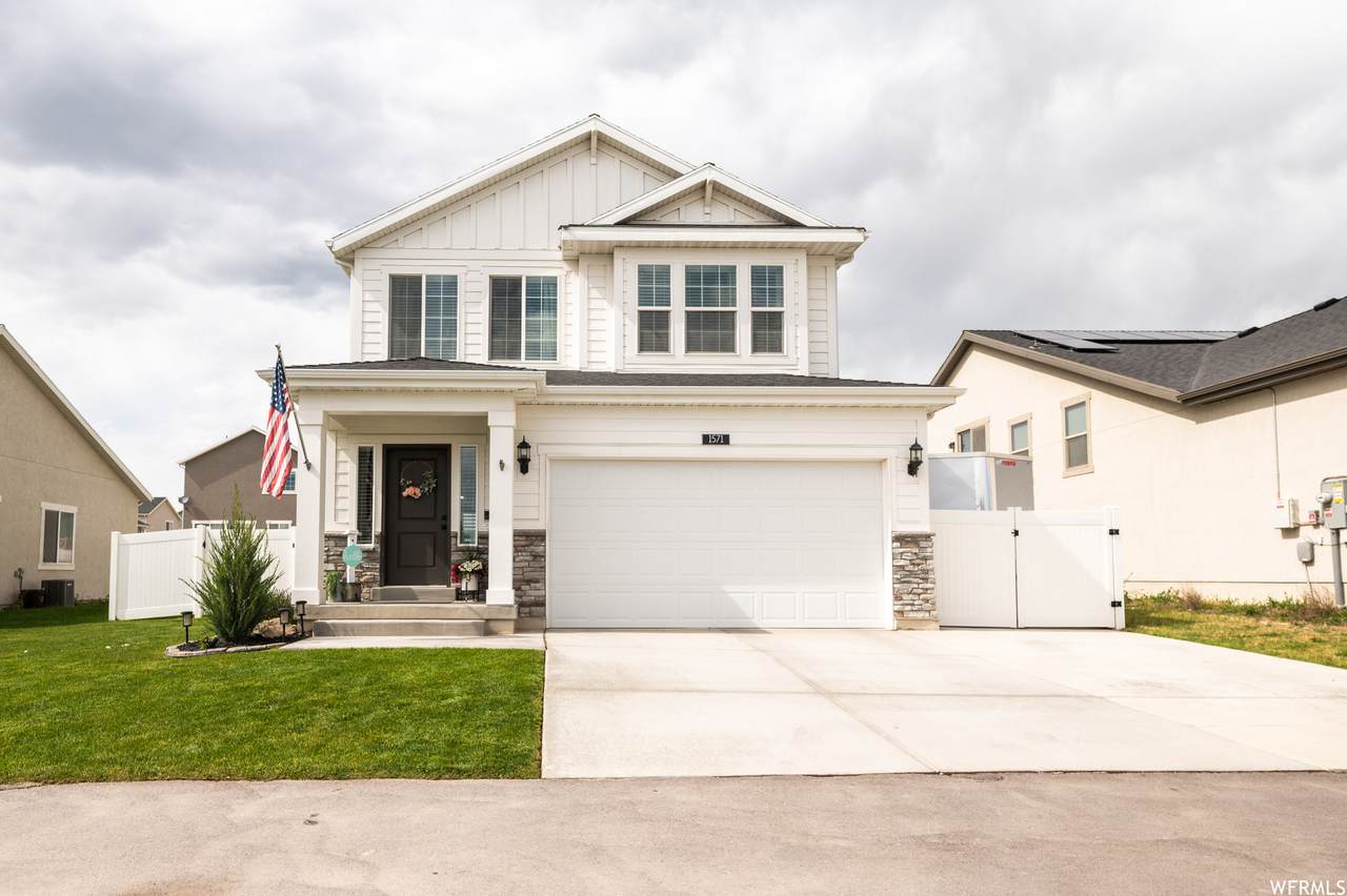 1571 Erickson Knoll Ln - Photo 1