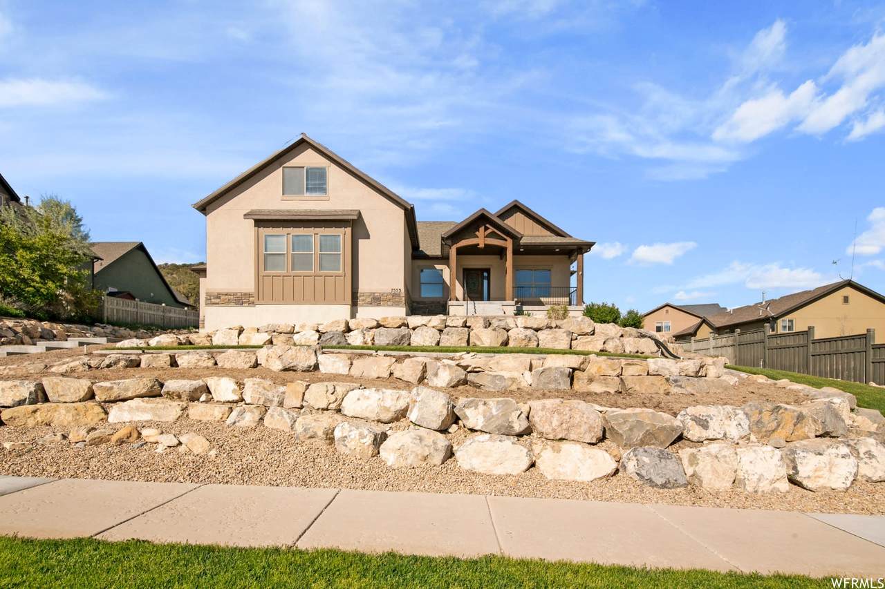 7553 Sandpiper Rd - Photo 1