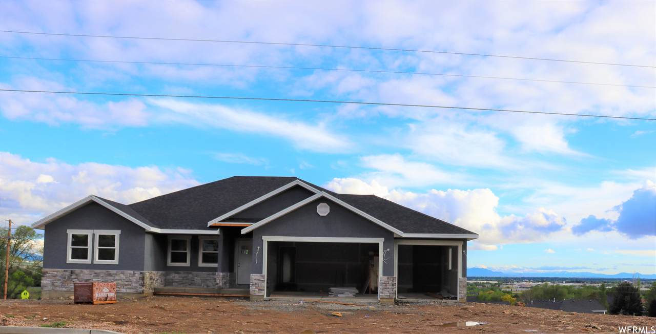 613 Elberta Dr - Photo 1