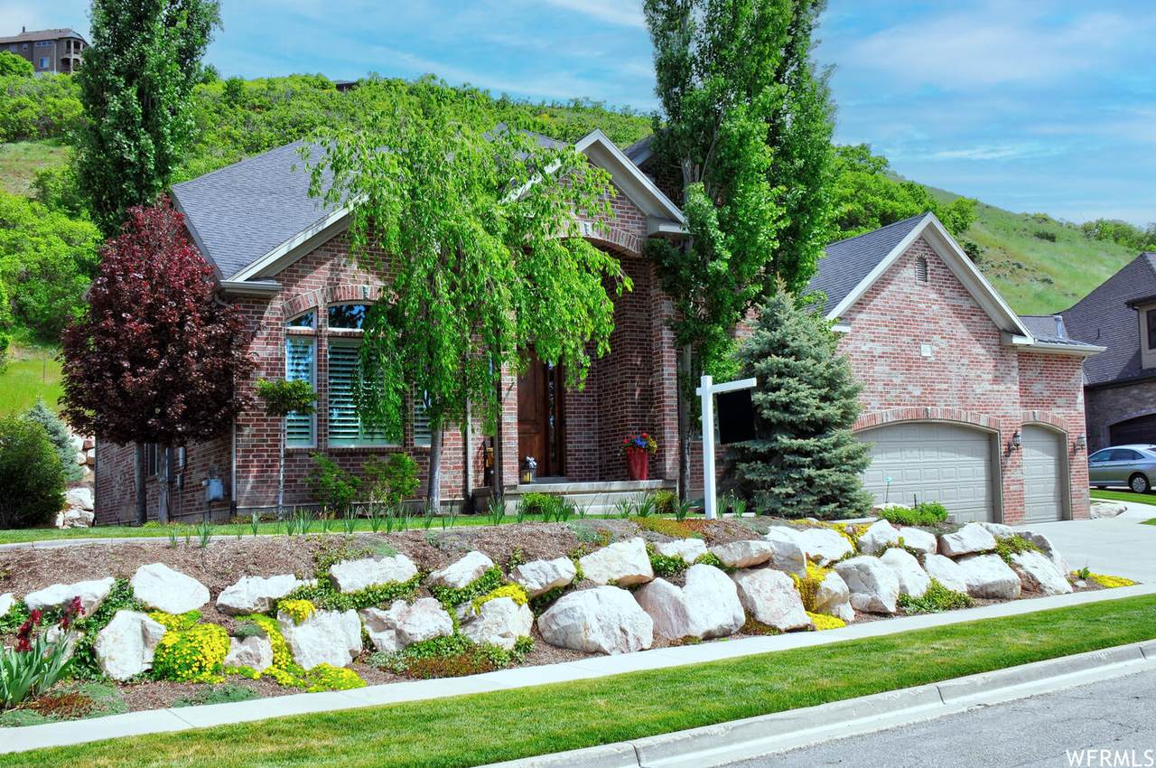 4645 Bountiful Rdg - Photo 1