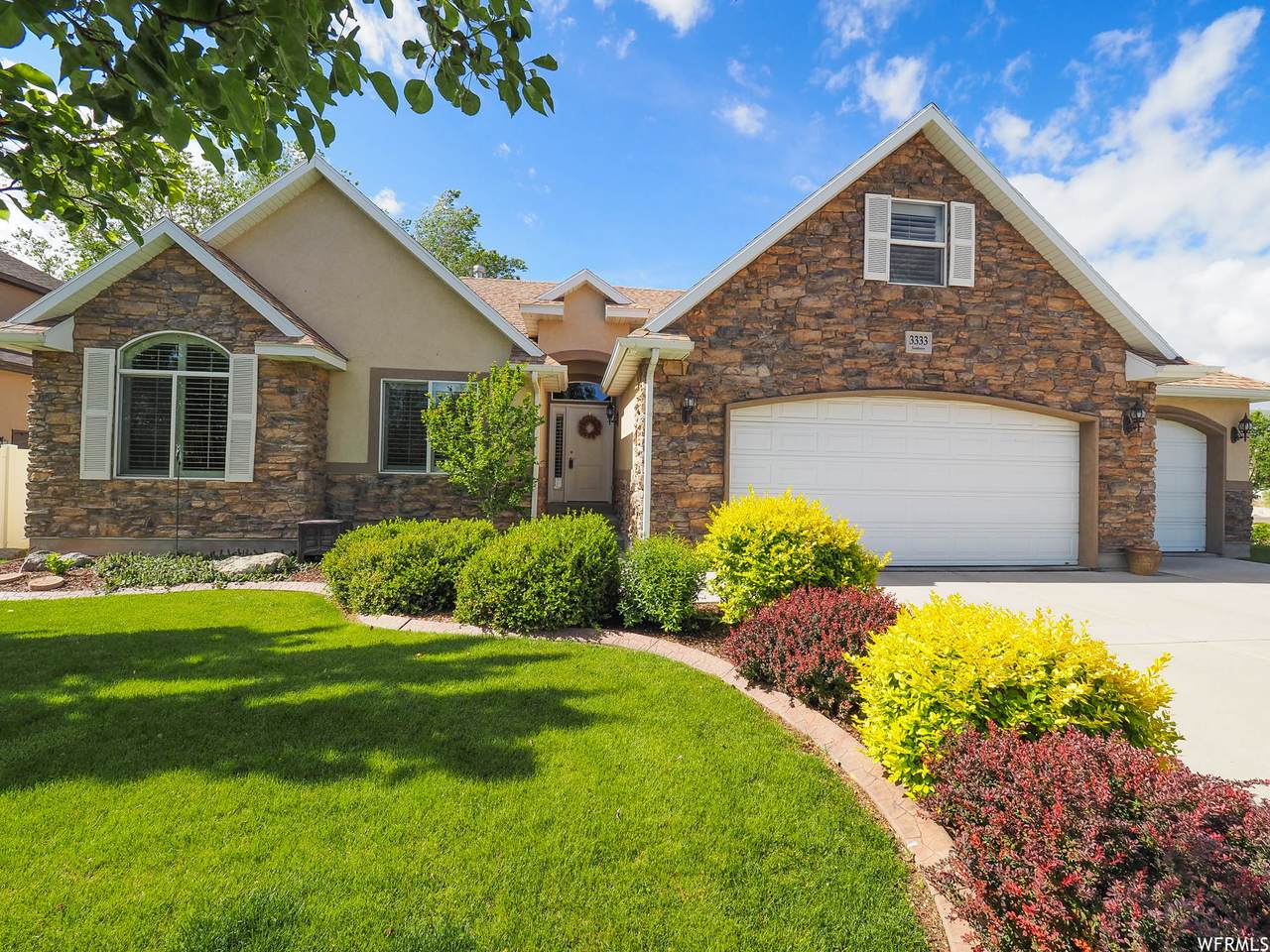 3333 Sanborn Dr - Photo 1