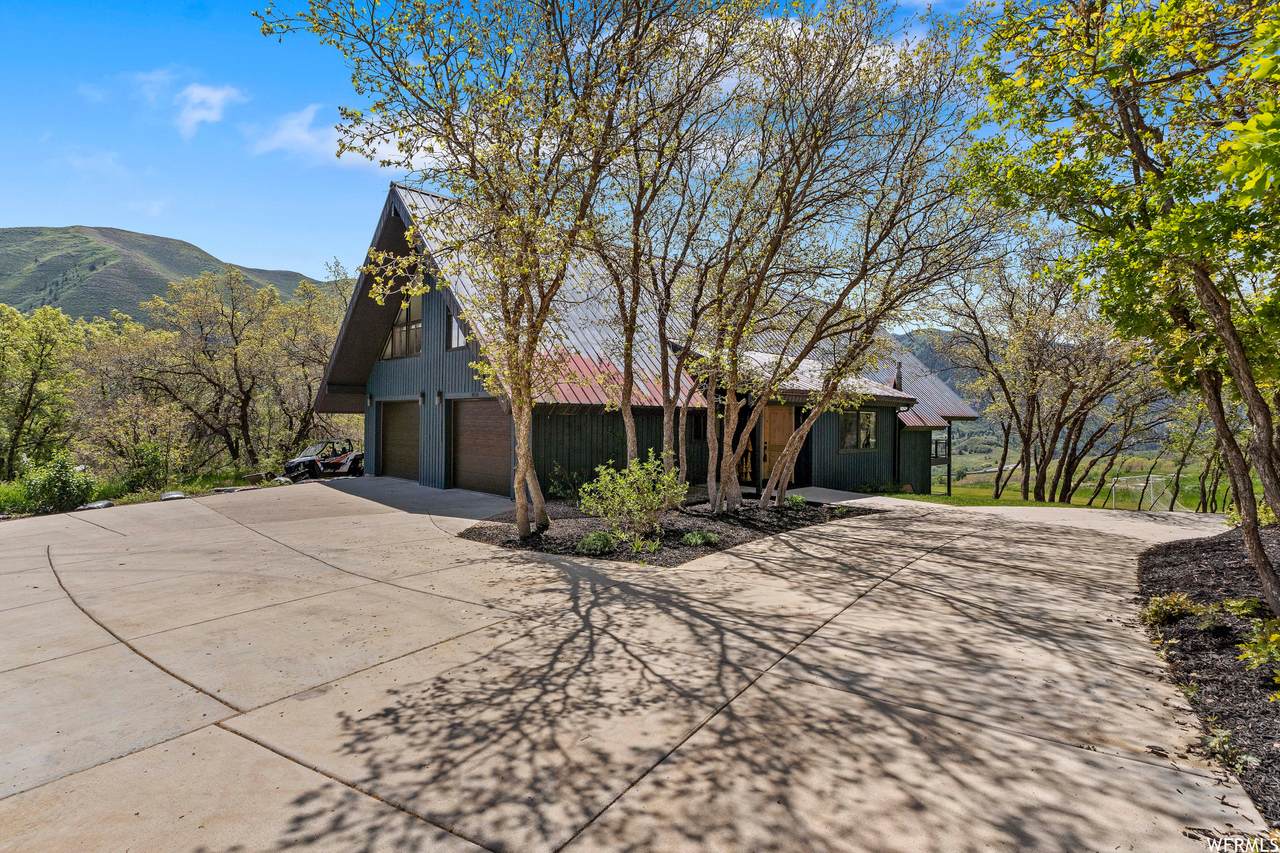 8516 Chokecherry Ln - Photo 1