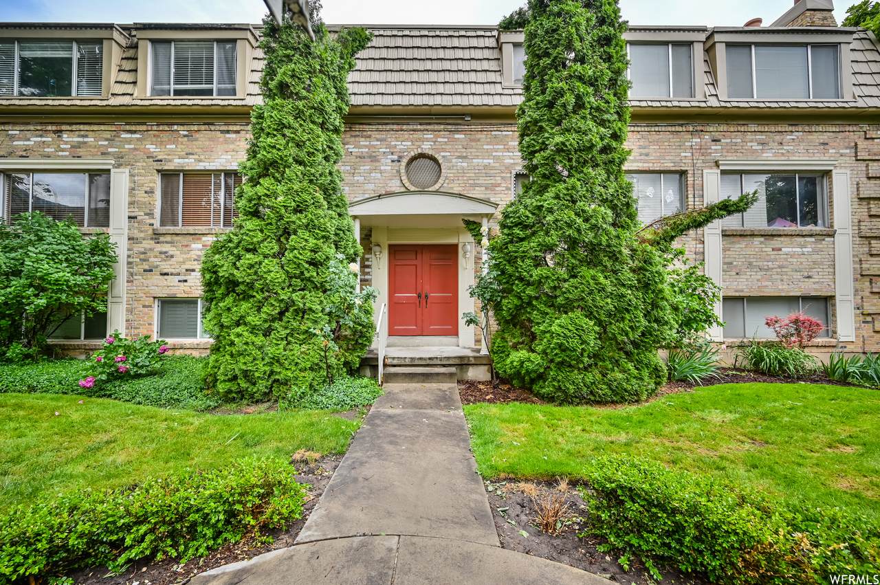 2220 Murray Holladay Rd - Photo 1