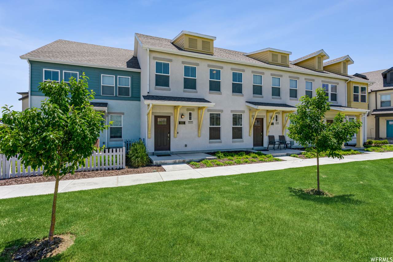 5921 Lake Ave - Photo 1