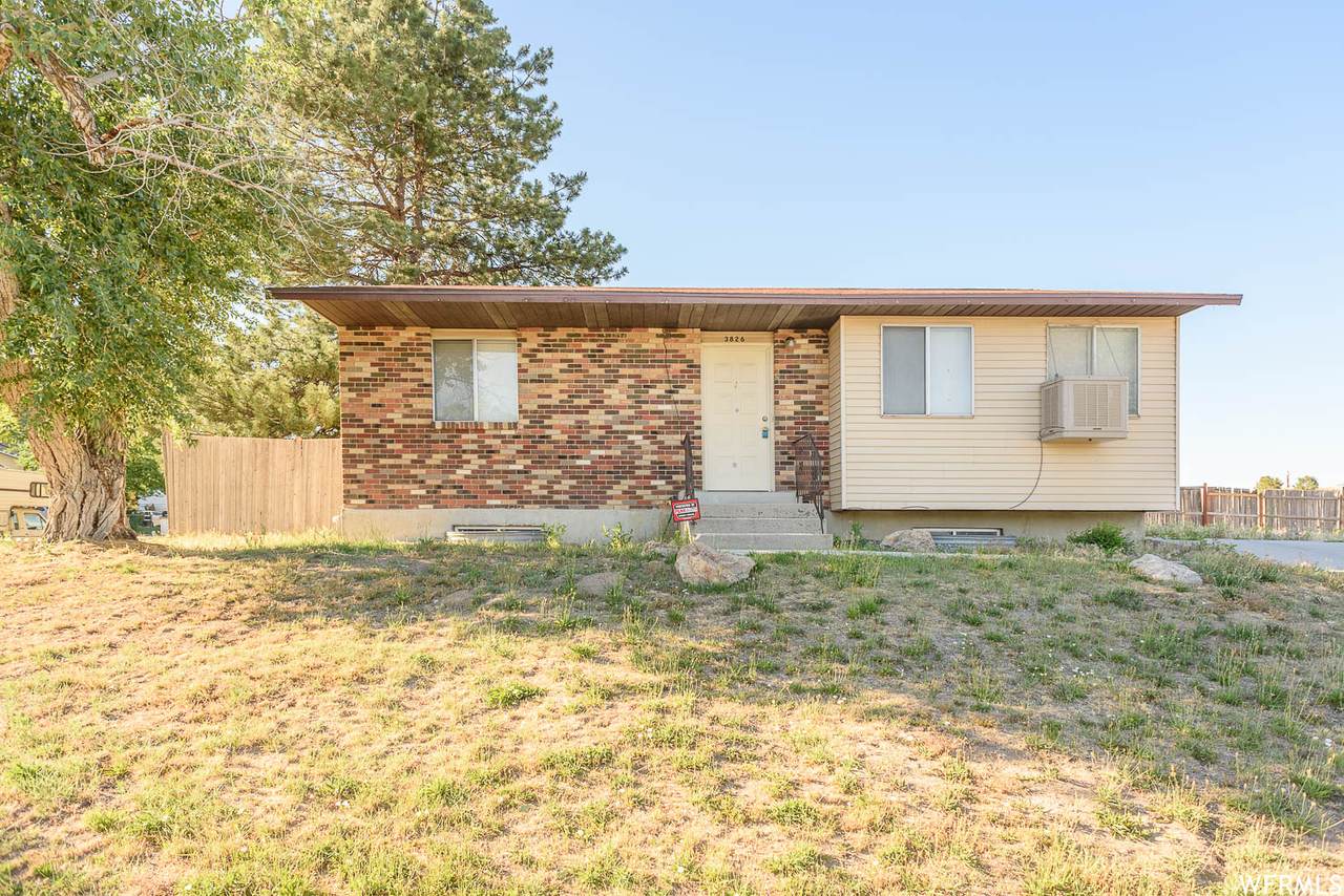 3826 Vixen Way - Photo 1