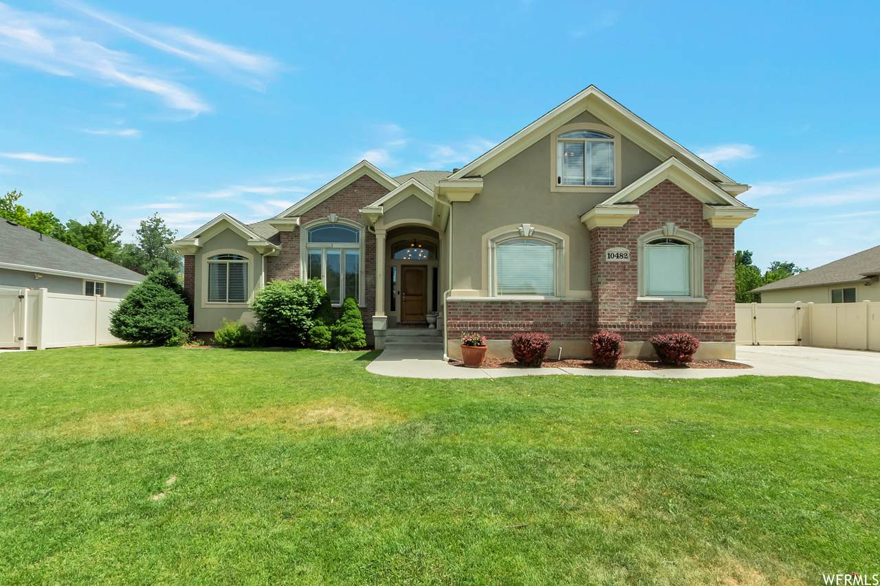 10482 Canterbury Pl - Photo 1