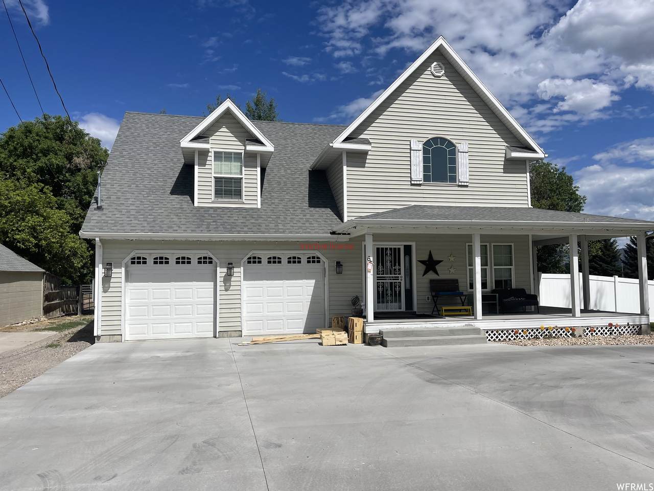 65 Center St - Photo 1