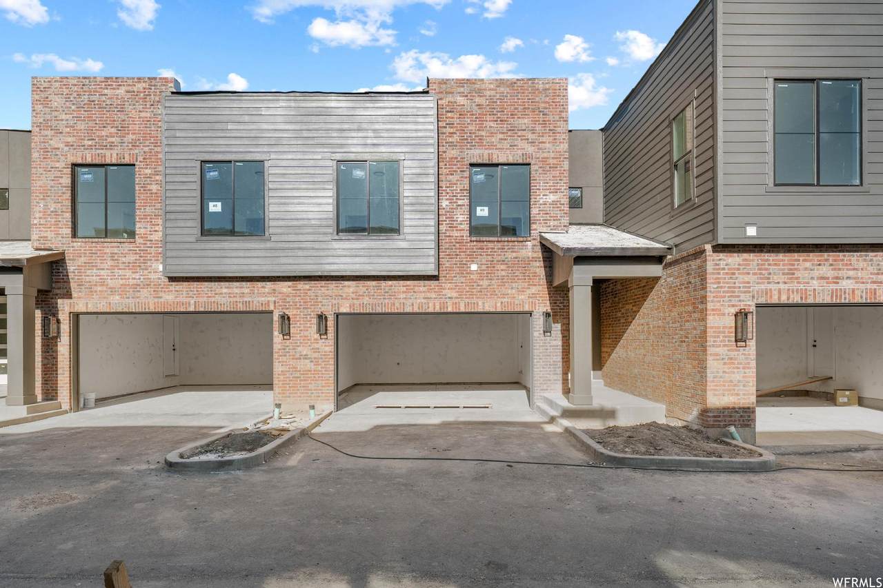 4637 Locust Hills Ct - Photo 1