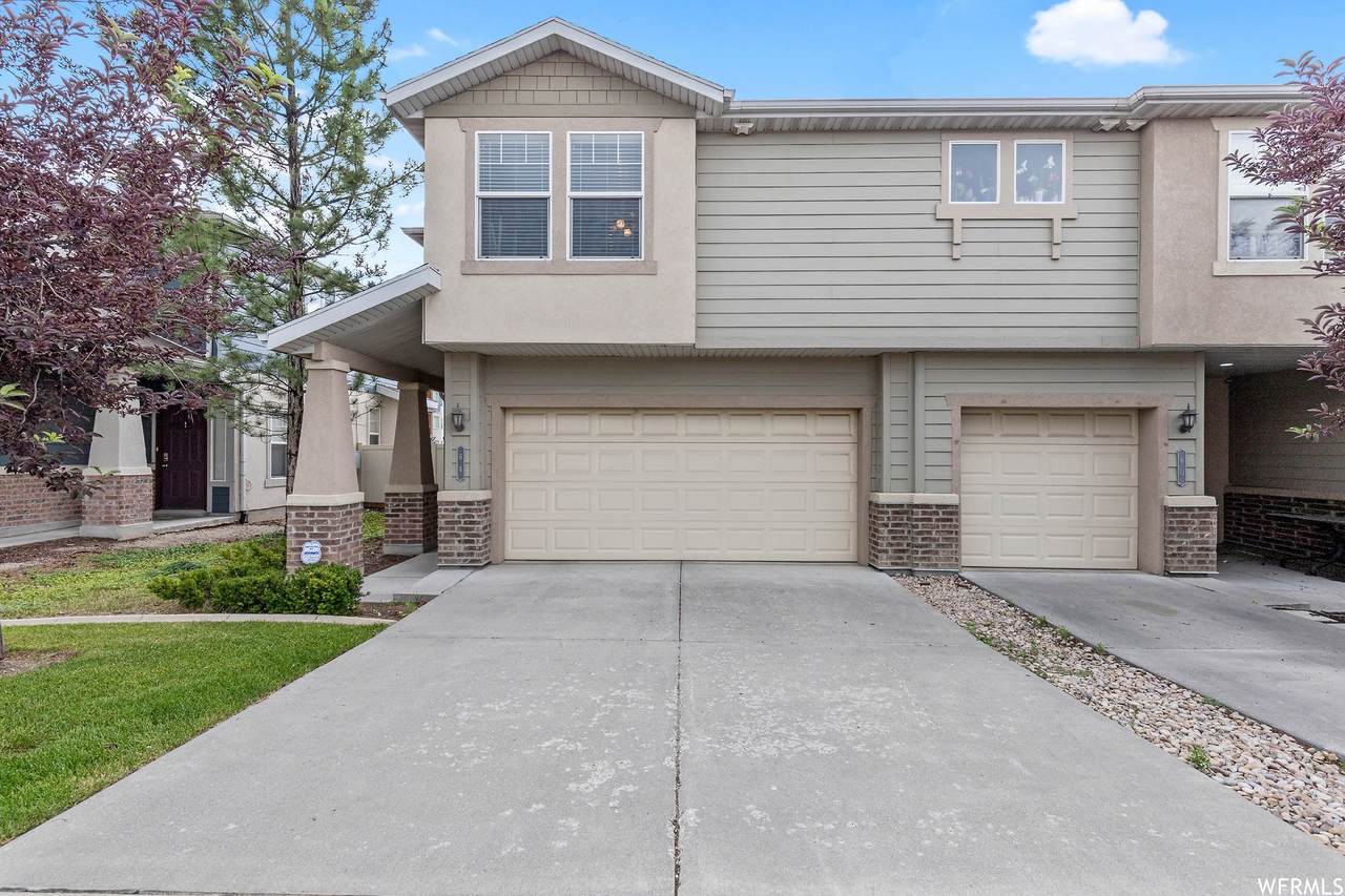 64 Calbourne Ln - Photo 1