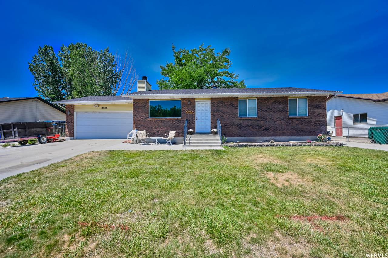 13484 Homestead Ln - Photo 1