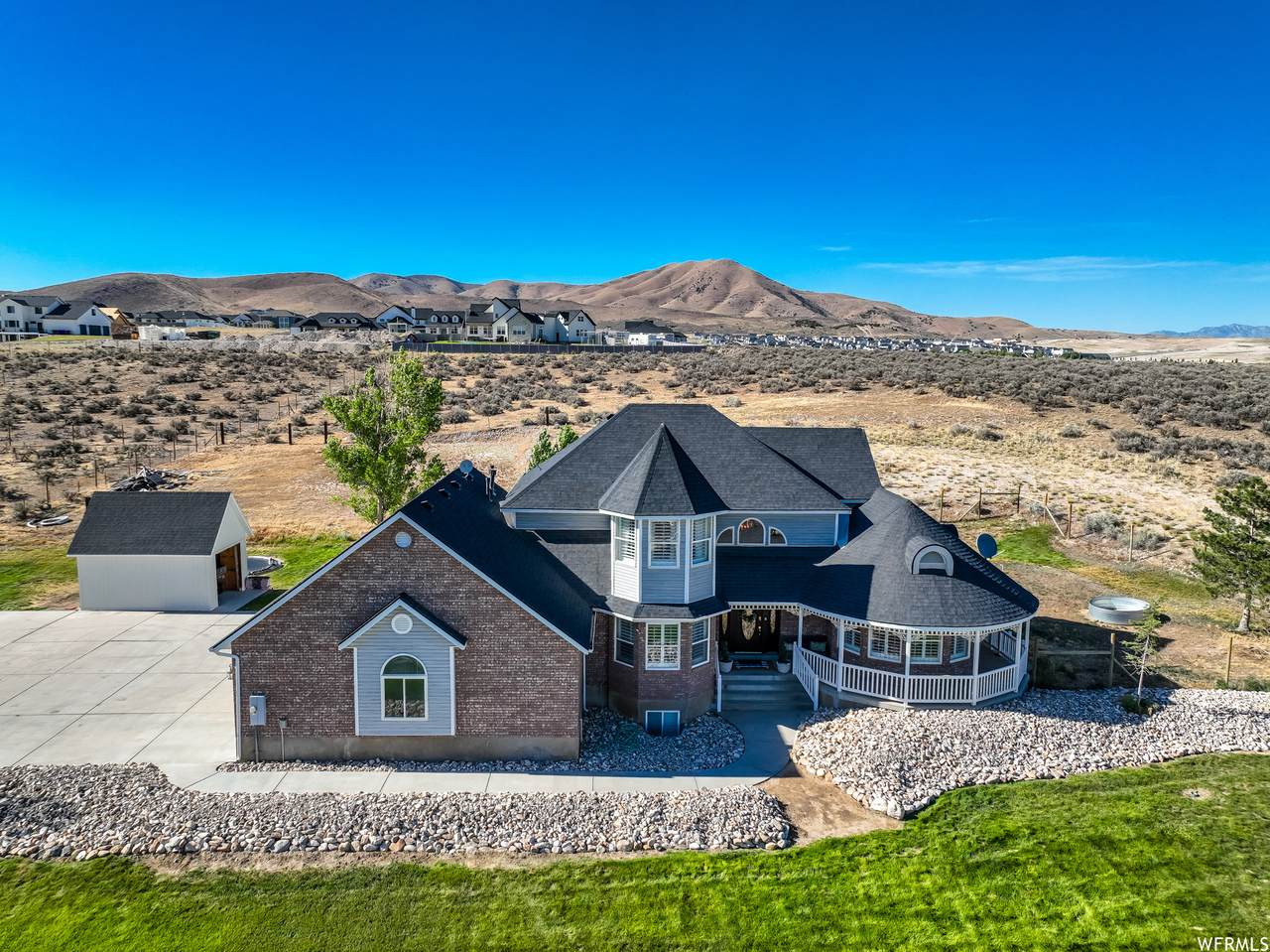 3133 Cedar Rd - Photo 1