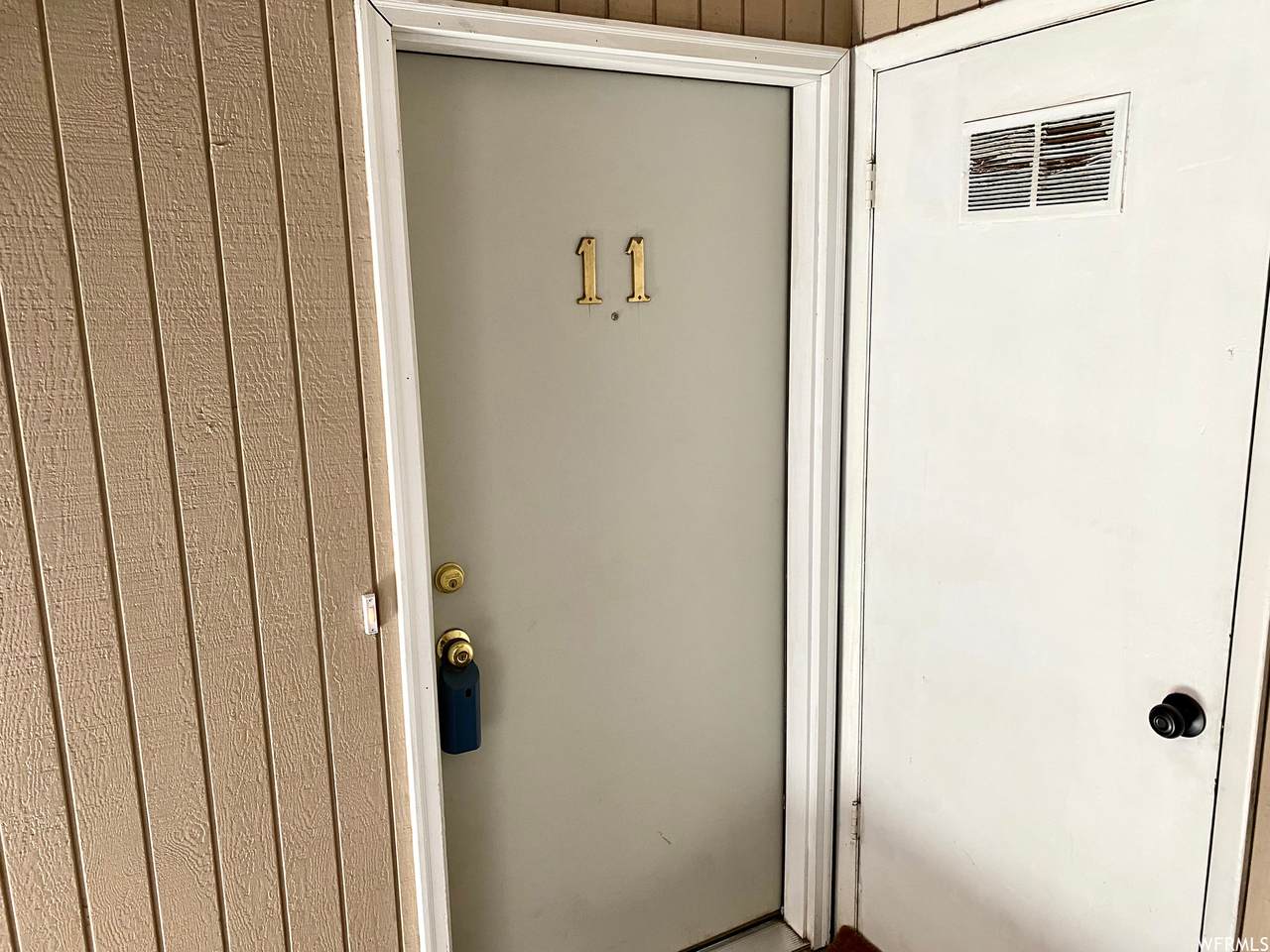 768 Redwood Rd - Photo 1