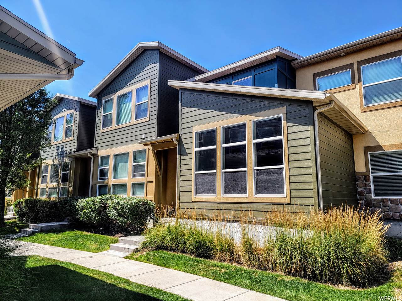 3747 Angelica Way - Photo 1