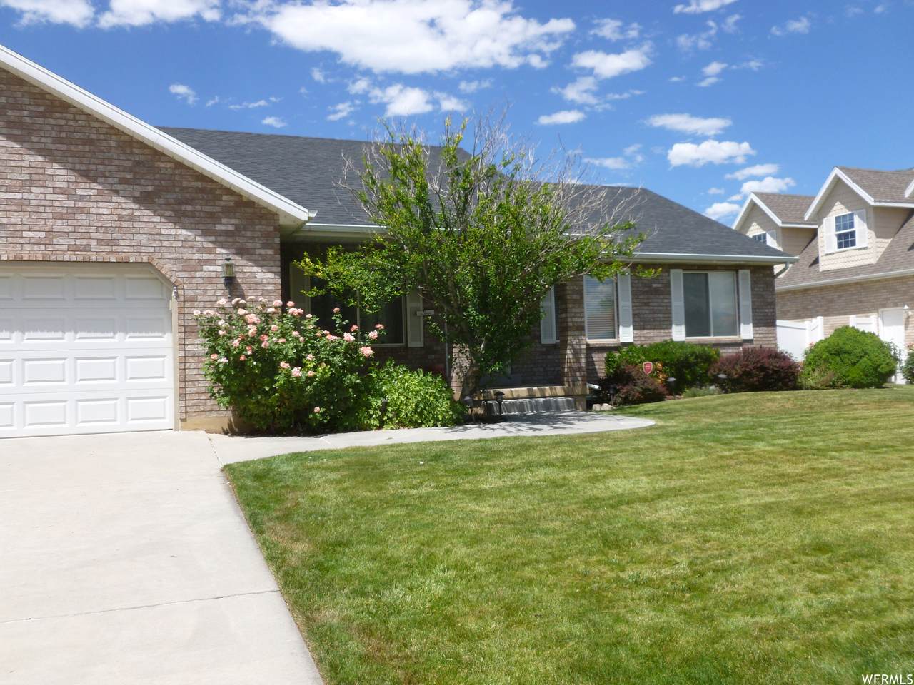 827 575 - Photo 1