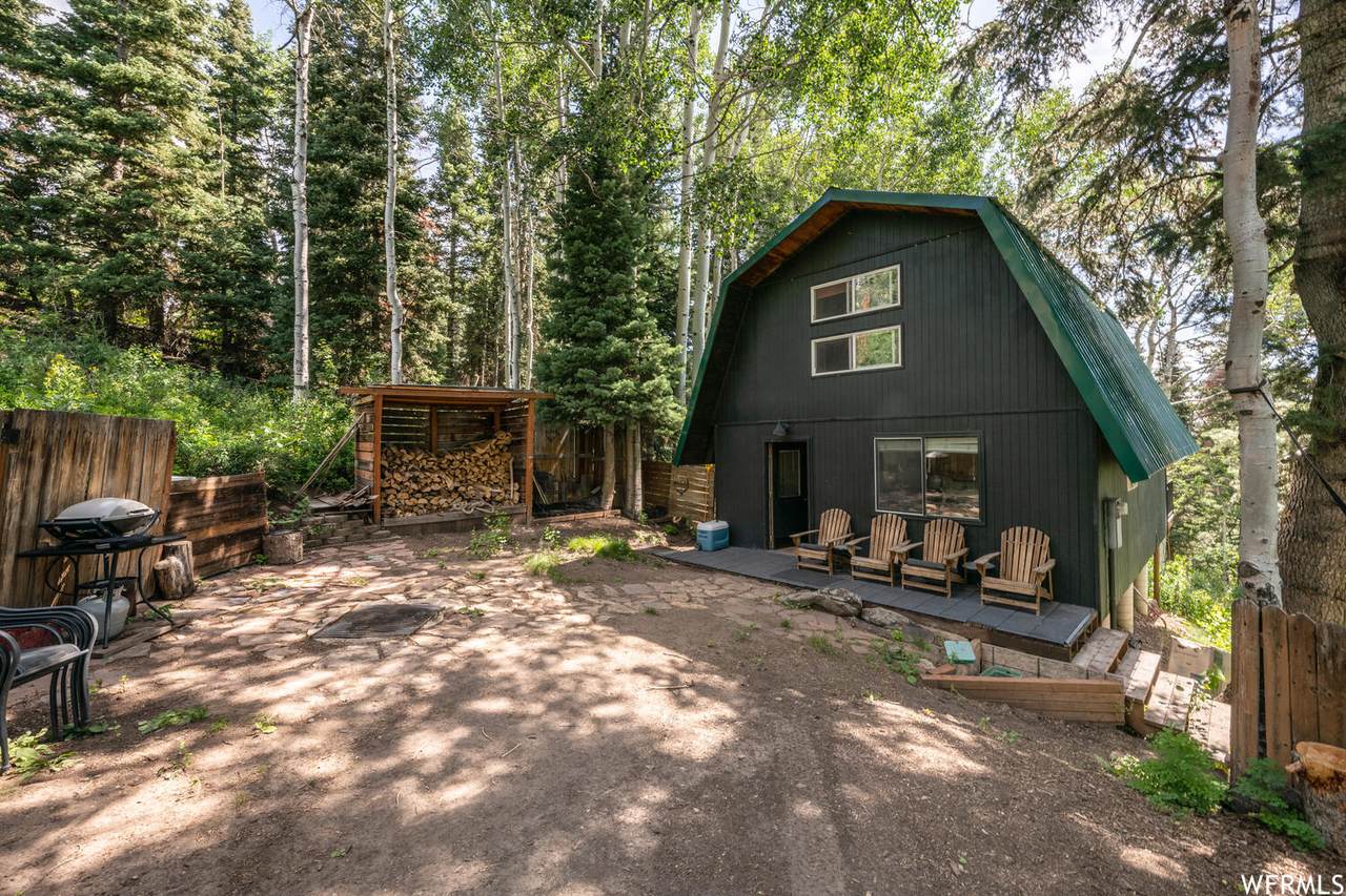 1452 Navajo Rd - Photo 1