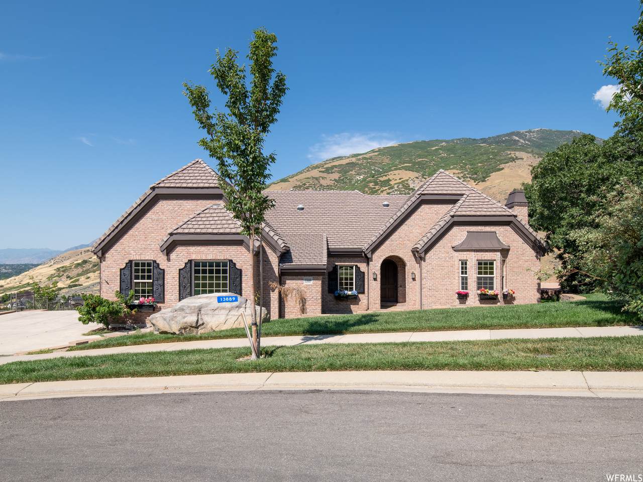 13889 Standing Oak Dr - Photo 1