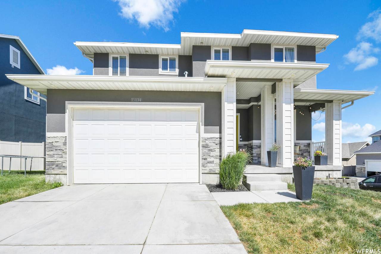 15134 White Hart Ln - Photo 1
