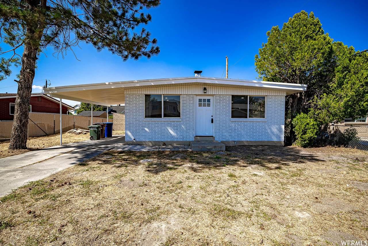 1070 Wenco Dr - Photo 1
