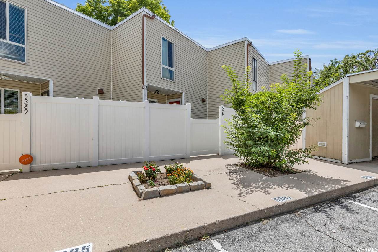 5291 Rome Beauty Park - Photo 1