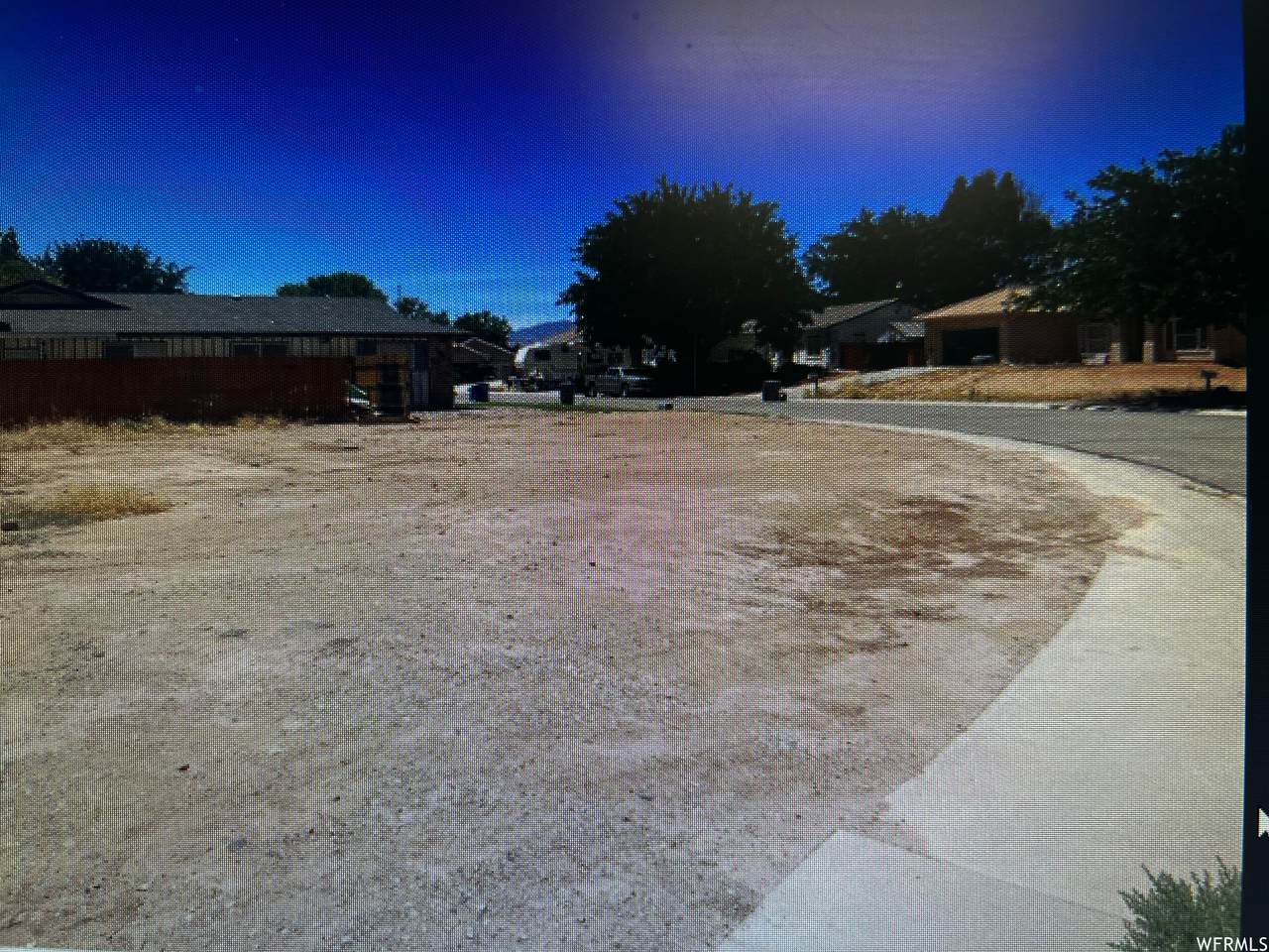 427 Heritage Dr - Photo 1
