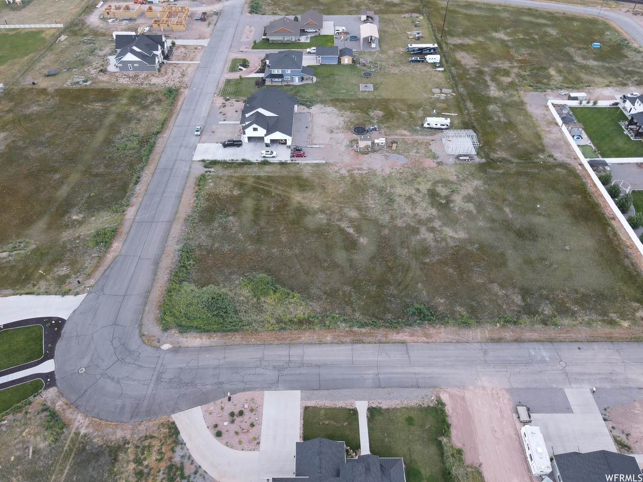 408 2300 - Photo 1