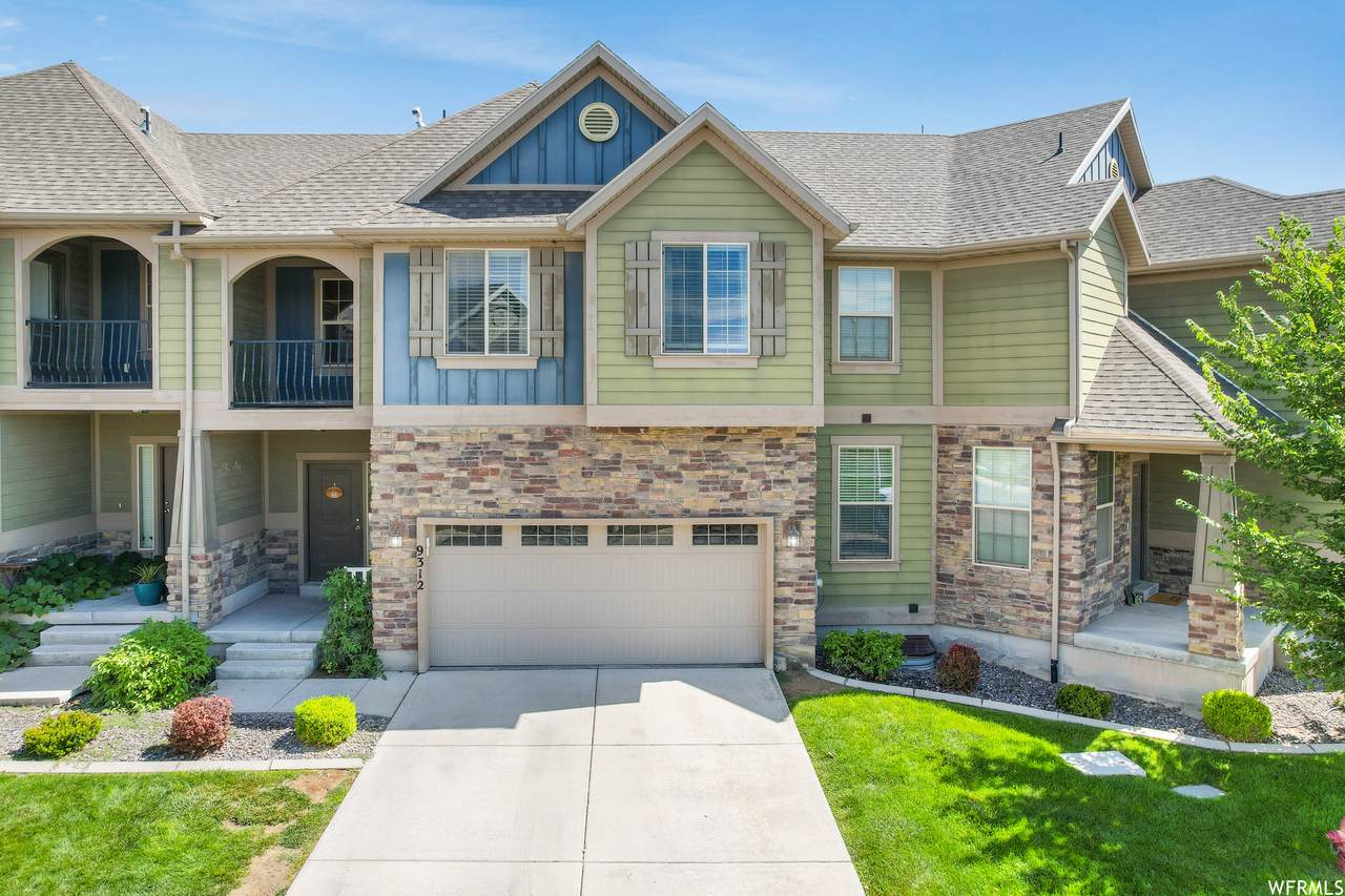 9312 Prairie Dunes Way - Photo 1