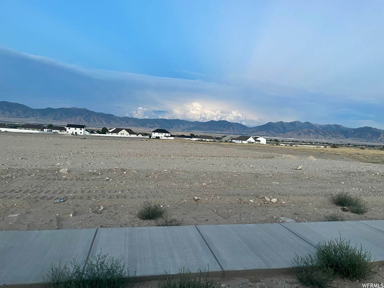 609 340 - Photo 1
