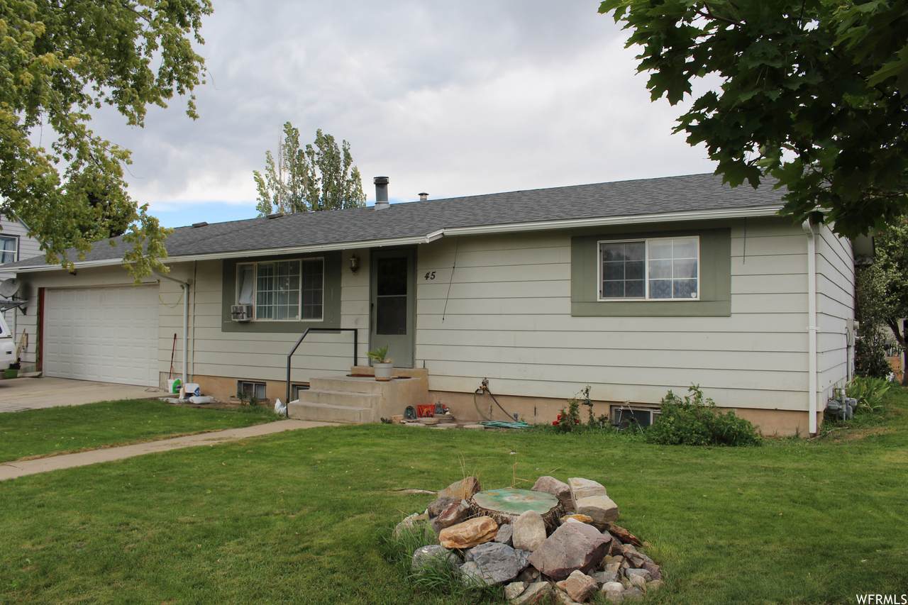 45 Chestnut Ln - Photo 1