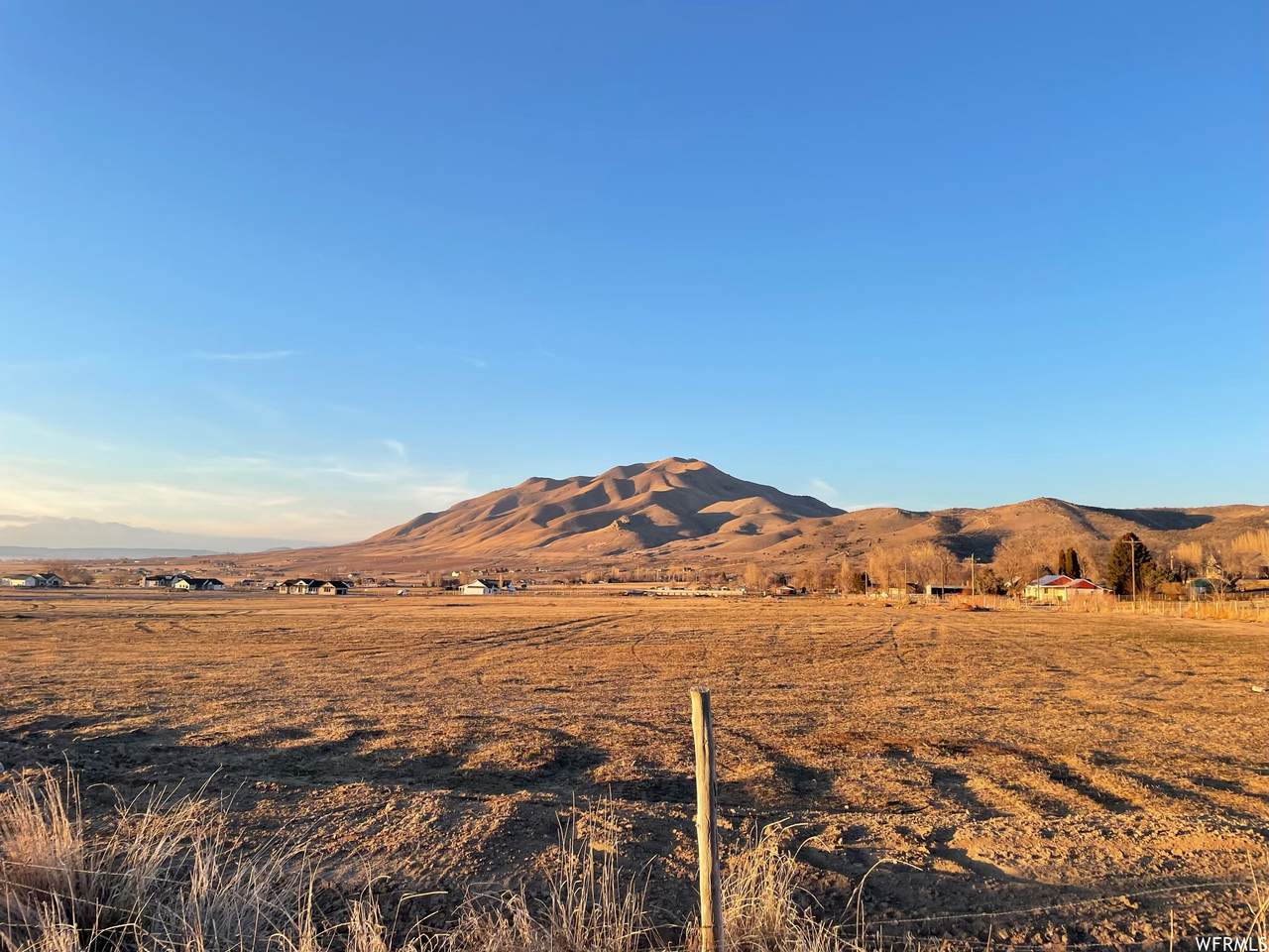 785 400 - Photo 1
