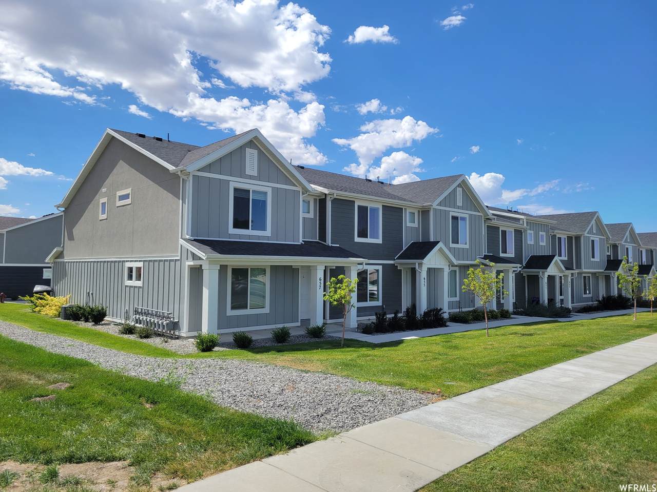 657 Hal Street Ave - Photo 1