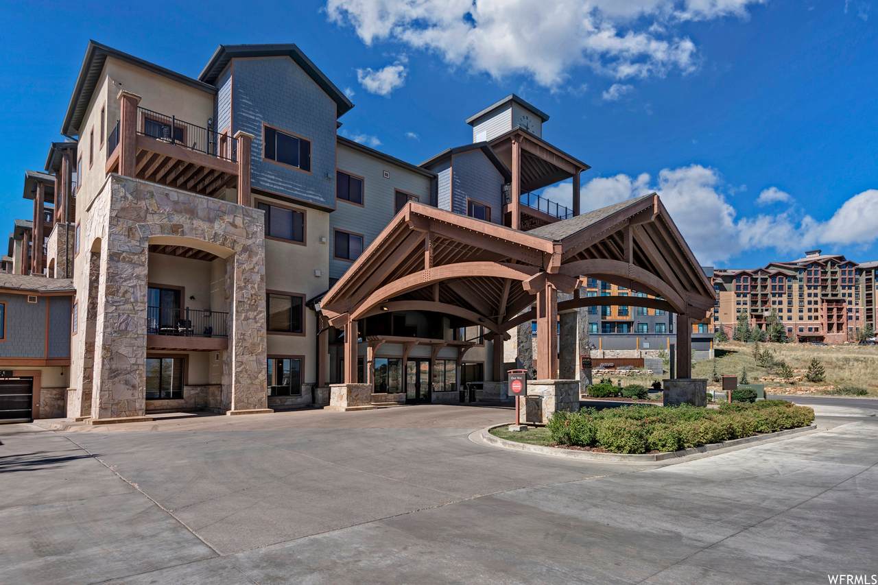 2653 Canyons Resort Dr - Photo 1
