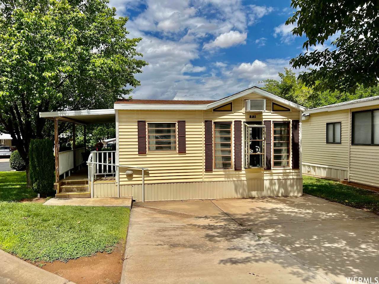 1160 Telegraph - Photo 1